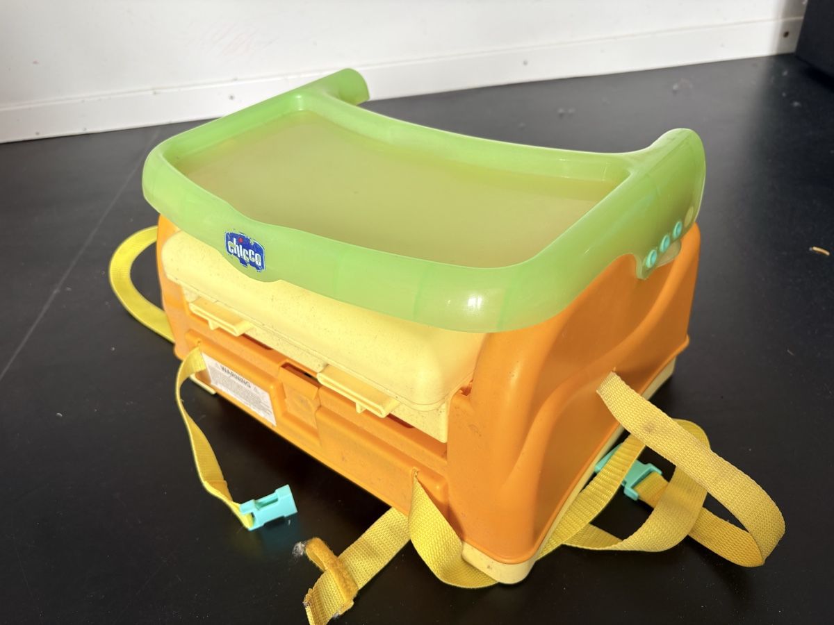 Chicco Hochstühle: Rehausseur Chicco Mode, compact et facile à transporter! – Gebraucht aus Lausanne von france.guillermin 1