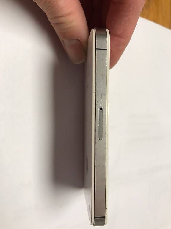 Handys / Smartphones: iPhone 4s top zustand – Gebraucht aus Dagmersellen von glahd 1