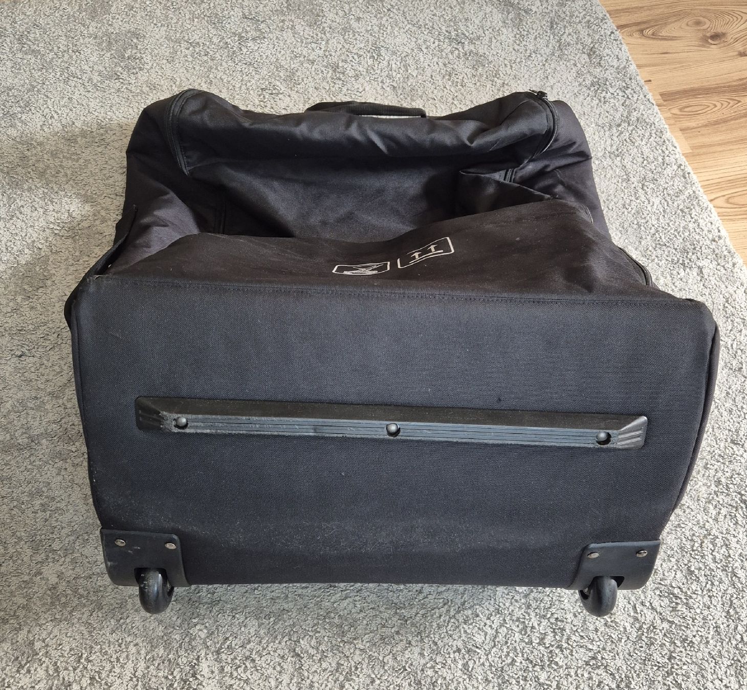 Thule Kinderwagen: Thule Sleek Travel Bag  – Gebraucht aus Urdorf von sulsenad 3