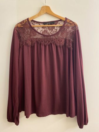 Vero Moda Oberteil mit Spitze weinrot Gr. 52