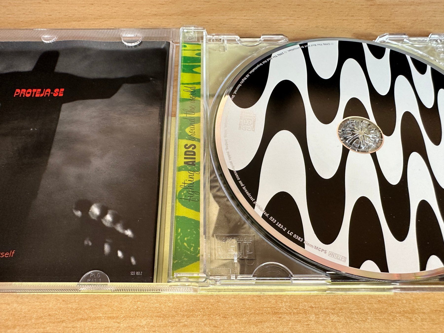 CD: Various – Red Hot + Rio – Usato da Rikon im Tösstal venduto da Alpenmutz 2