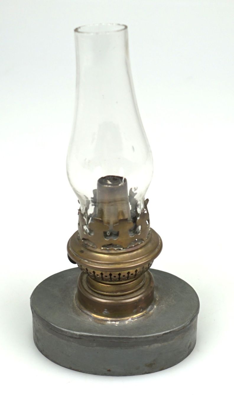 Lampade: Kleine Vintage Öllampe – Usato da Volketswil venduto da brockipfannenstil 3