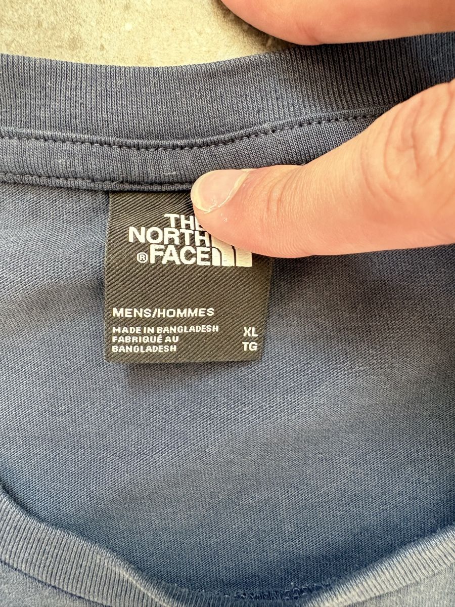 North Face T-shirt: The North Face T-Shirt XL – Nuovo (secondo la descrizione) da Seengen venduto da Matrix2020 1