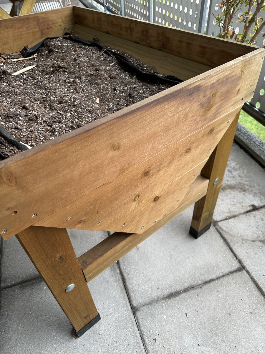 Box contenitori: Hochbeet VegTrug – Usato da Fällanden venduto da kar_7gnh 1
