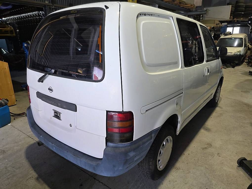 Autos: Nissan Vanette E   2.3D – D'occasion à Cadenazzo par LuismacchineSagl 3