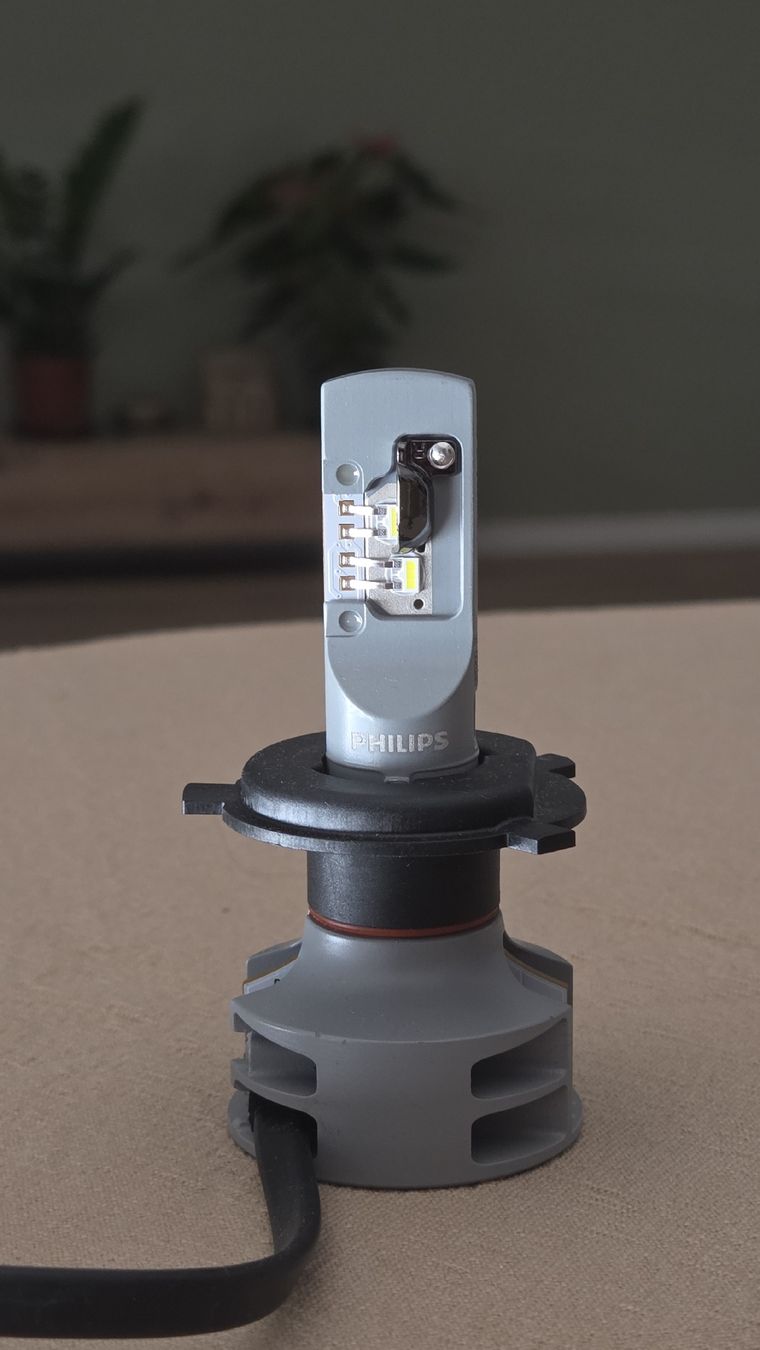 Philips Alle Autoersatzteile: Philips Ultinon Pro5100 LED H4 – Gebraucht aus Vallorbe von ivan.birukov 2