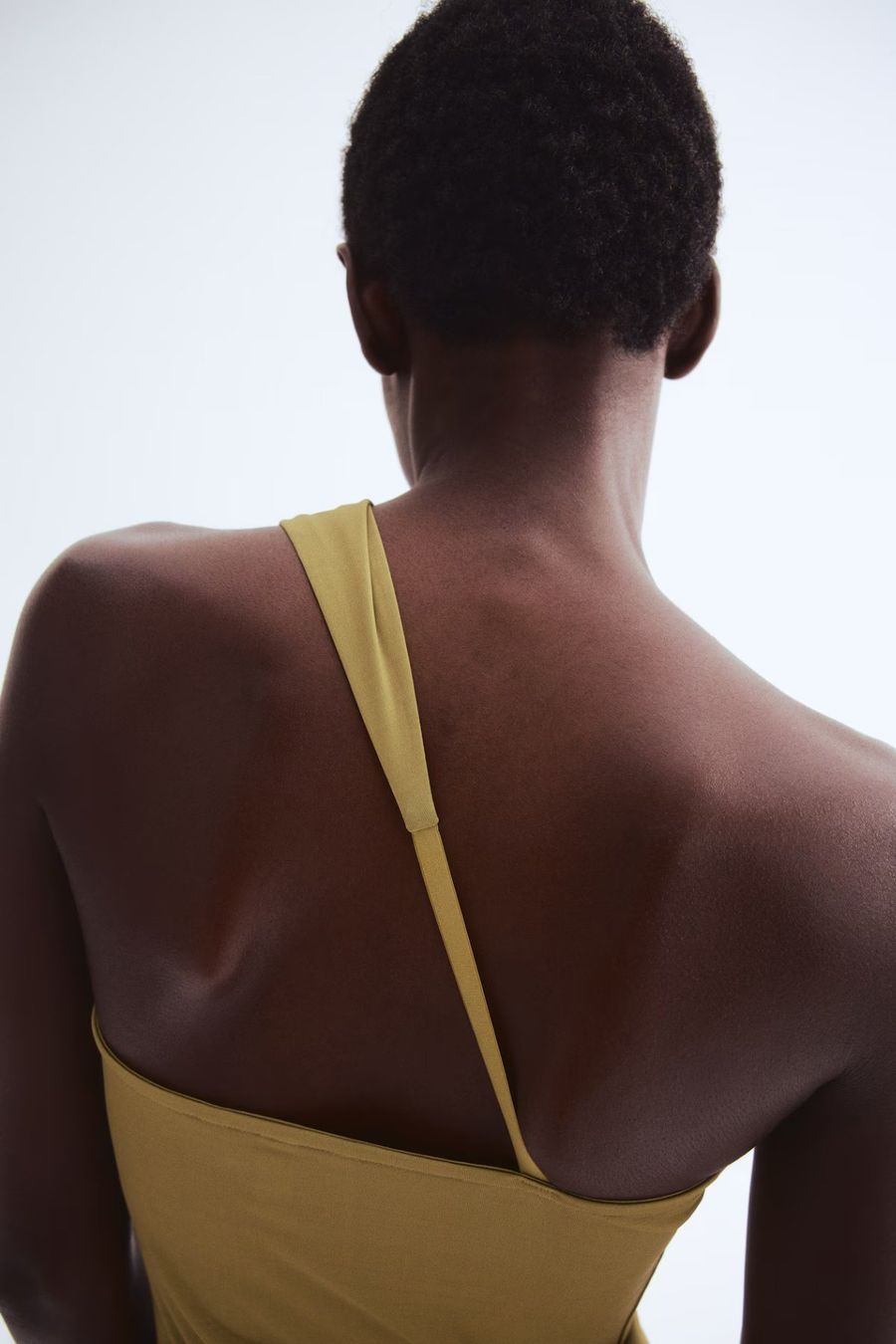 H&M Tops: Top asymétrique olive H&M L – Neuf (Voir description) à Clarens par fashionfou 5
