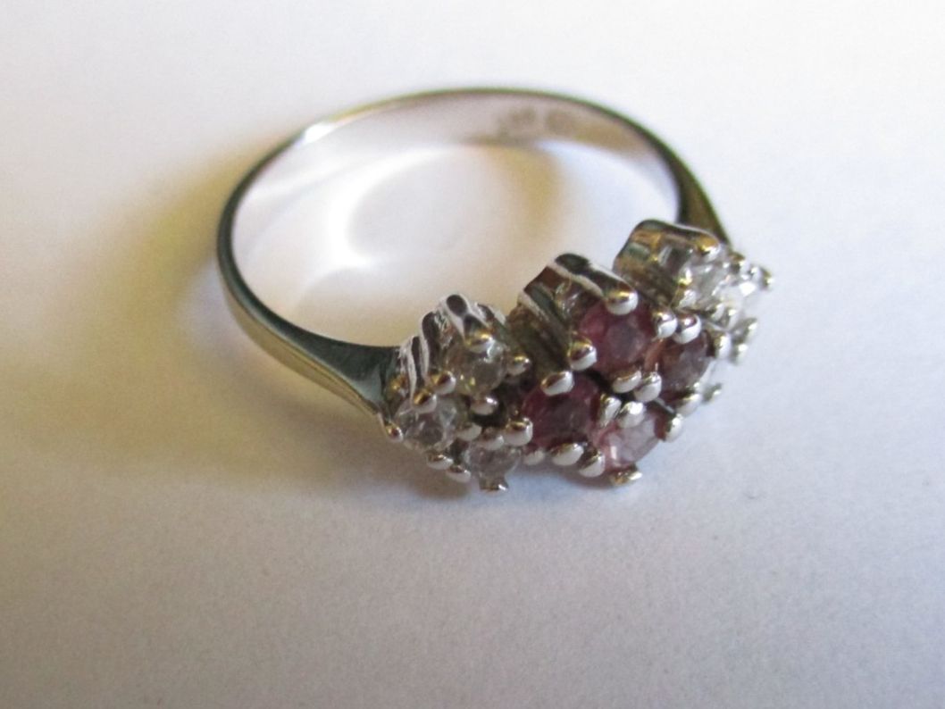 Anelli: Bague argent 800 avec pierres roses et blanches – Usato da La Sarraz venduto da vic_v6kz