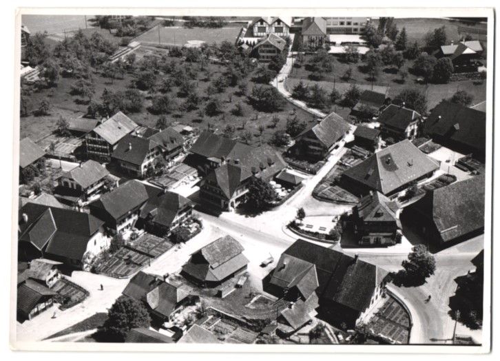 Fotografie & Manifesti: Fotografie Grosshöchstetten, Fliegerauf – Usato da Berlin venduto da bartko-reher