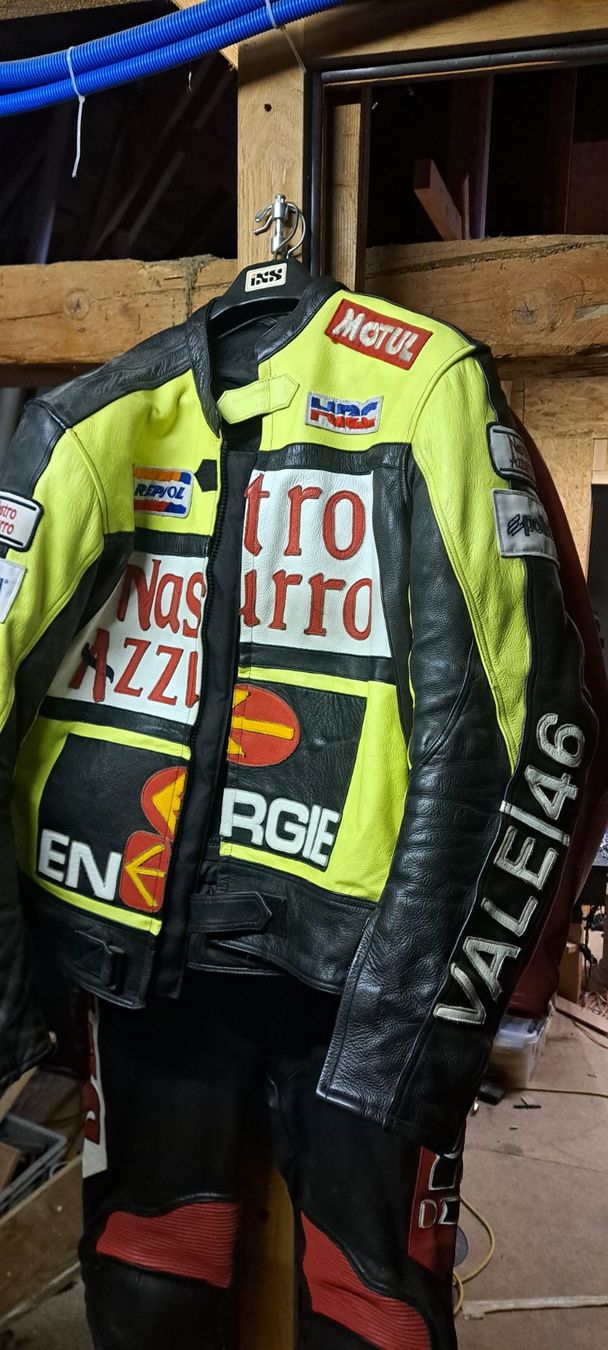 Vestes: Lederjacke – D'occasion à eggersriet par Roli222