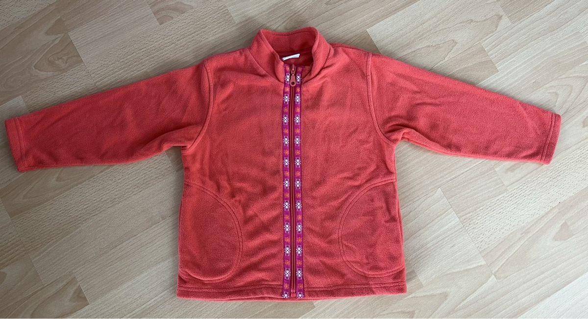 Giacche & Cappotti: Mädchen Fleece-Jacke, Gr.110-116 – Usato da Hünenberg See venduto da spartakus02