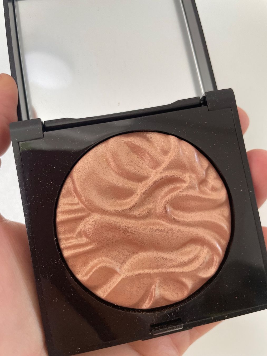 Laura Mercier Make-up: Laura Mercier Face Illuminator Highlighter Ladenpreis CHF53. – Usato da Zürich venduto da deruja 1