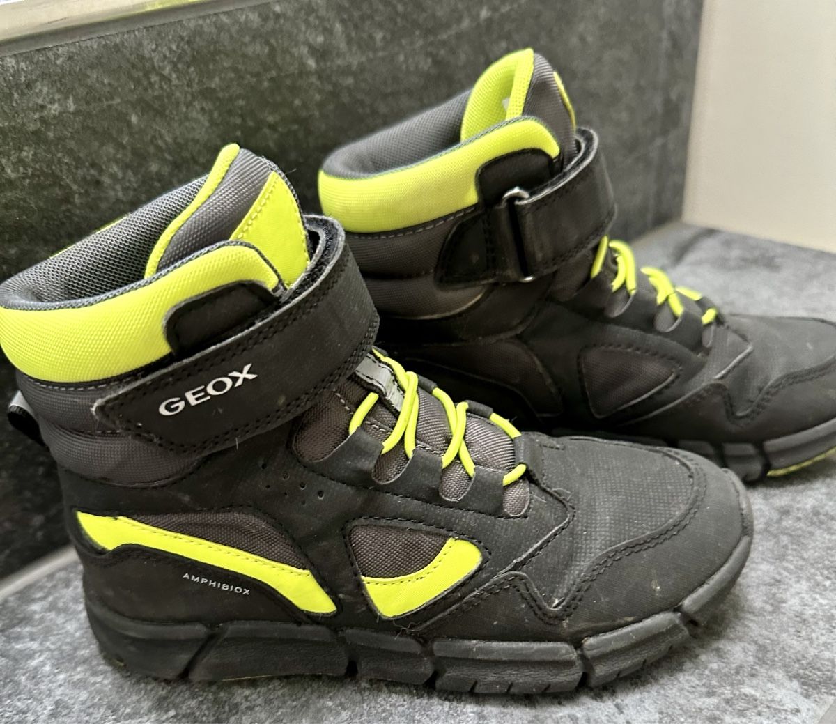 Geox Scarpe per ragazzi: Geox Schuhe 32 – Usato da Allschwil venduto da Artur15