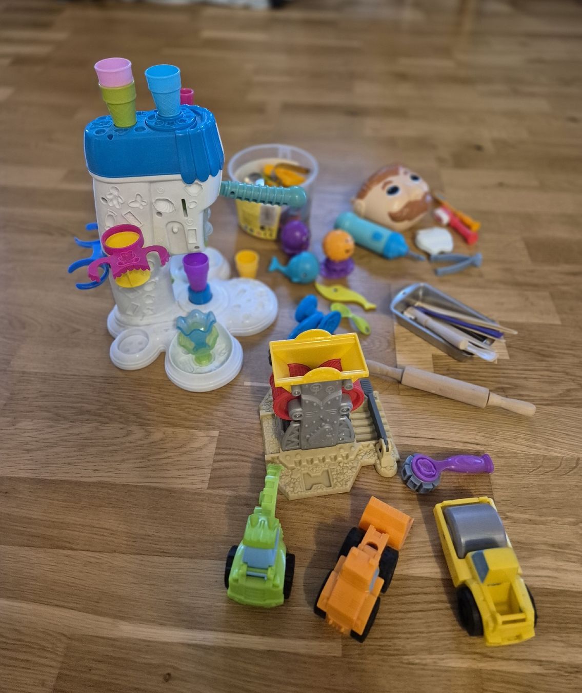 Play-Doh Giocattoli: PlayDoh Knet-Sets – Usato da Altishofen venduto da Simba220 1