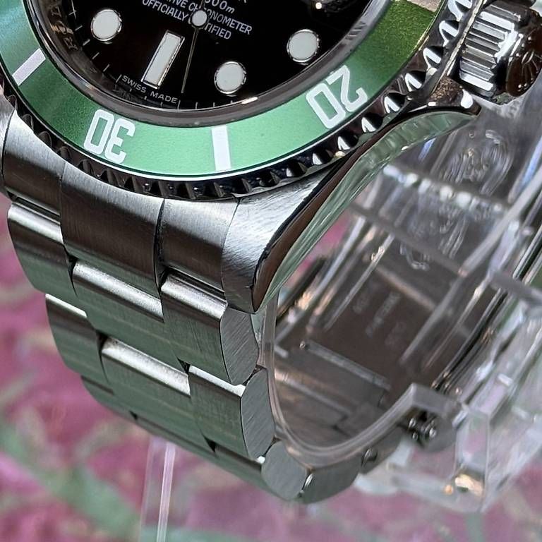 Orologi: Rolex Submariner "Kermit" 16610LV – Usato da Genève venduto da minty.watches 4