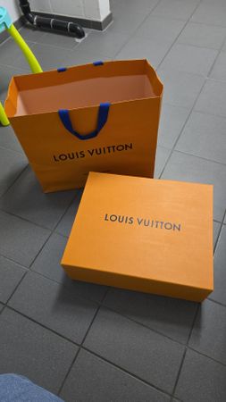Louis Vuitton Box & Papiertüte 