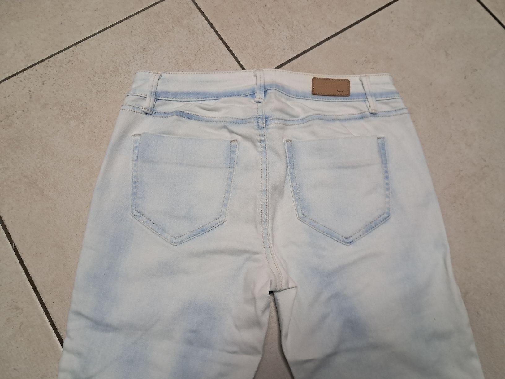 Esprit Jeans: Esprit Jeans, Gr. 26, hellblau, neuwertig – Usato da Weinfelden venduto da Da-ryn01 3