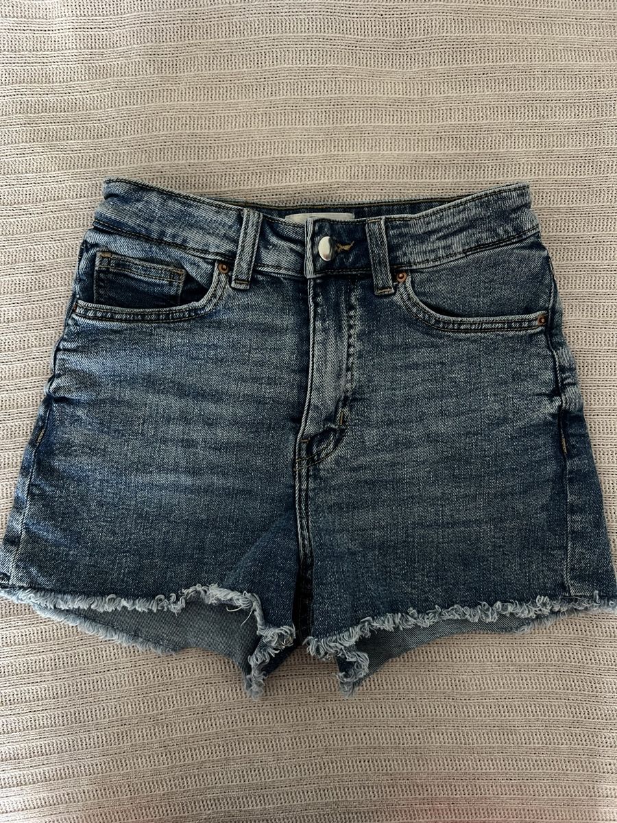 H&M Jeans: H&M Jeans Shorts, Grösse 34 – Neu (gemäss Beschreibung) aus Zürich von anna_ri