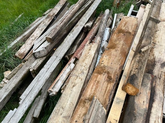 Articles en bois: Altholz, Holzbalken – D'occasion à Gurbrü par joya0204 1