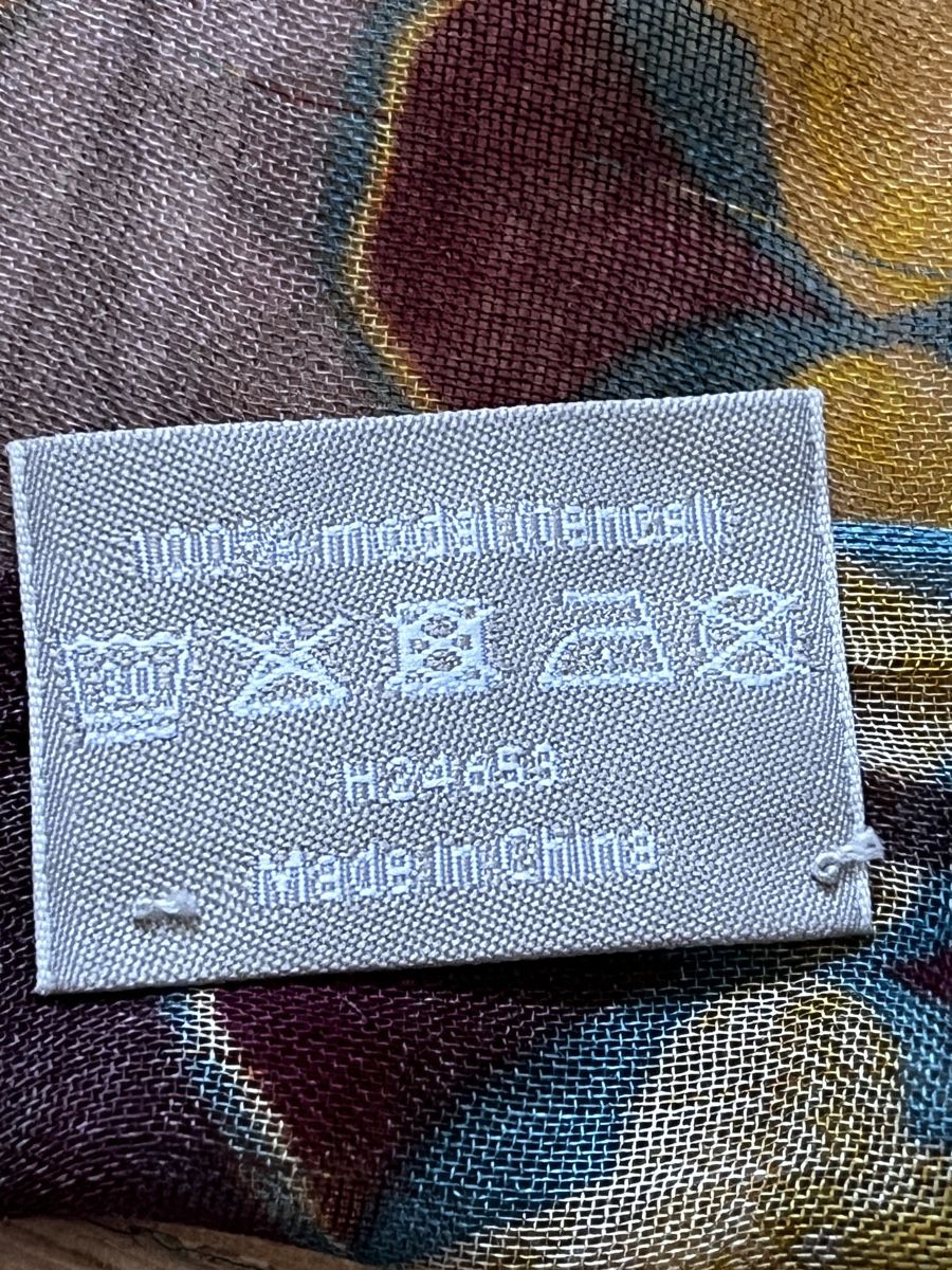 Nile Foulards, Tücher & Schals: Nile Halstuch gemustert mehrfarbig – Gebraucht aus Zürich von Kleanthy 3