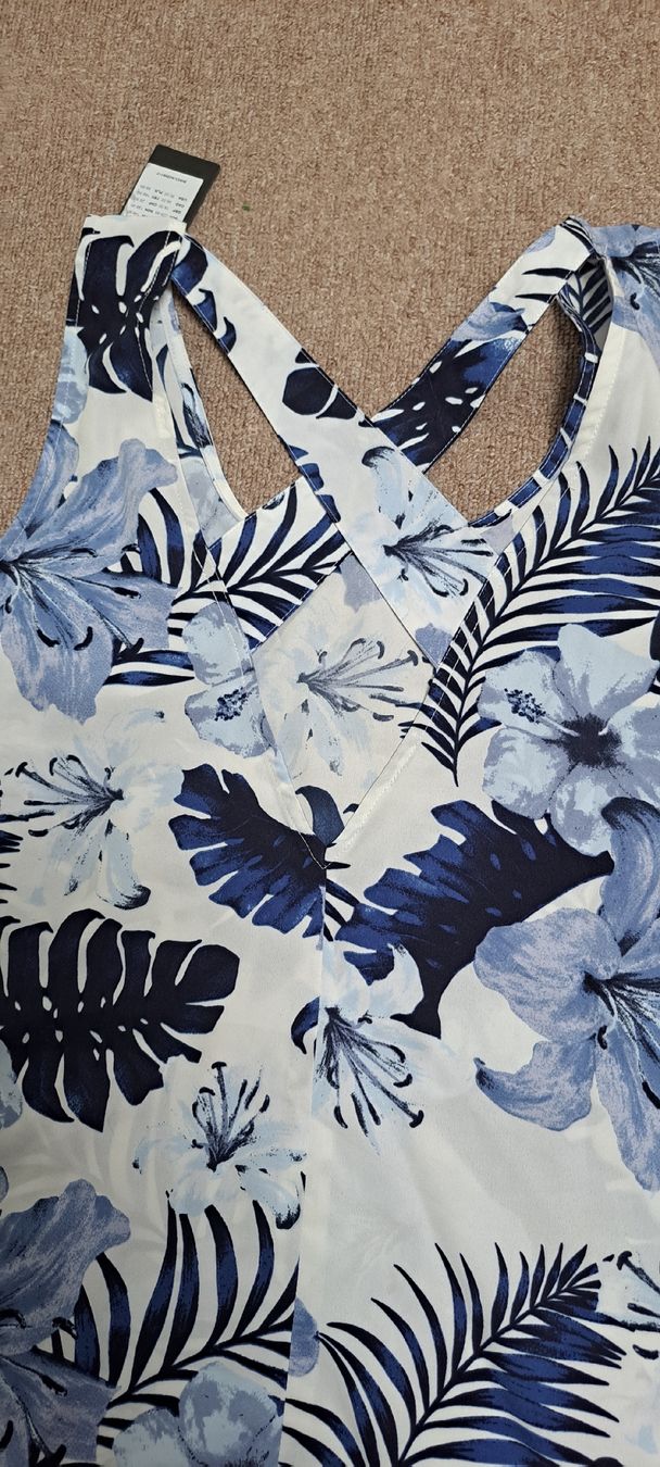 Vero Moda Top: NEU Vero Moda Top, Grösse S, Blumenmuster - Sommerlich frisc – Nuovo e nell'imballaggio originale da Urdorf venduto da villakagu 2