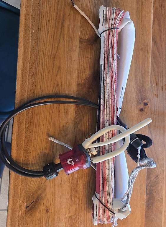 Kite: Reedin Supermodel HTF2 – Gebraucht aus Zollikerberg von jan_n76p 2