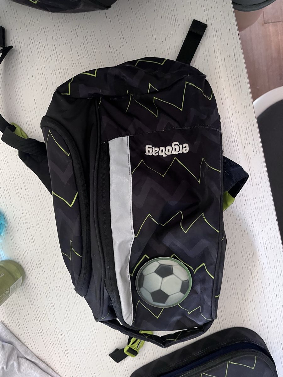 Sacs & sacs à dos: Ergobag Schulthek inkl. Zubehör – D'occasion à Wallisellen par Joo23 1