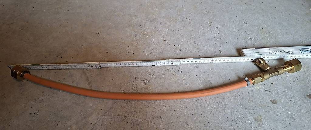 Apparecchiature e tecnologia a gas: Gasflaschen Y-Stück – Nuovo e nell'imballaggio originale da Altdorf UR venduto da Muckduck 2