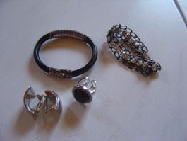 tolles Modeschmuck Set (1x Ring, 1x Ohrringe, 2x Armbänder)