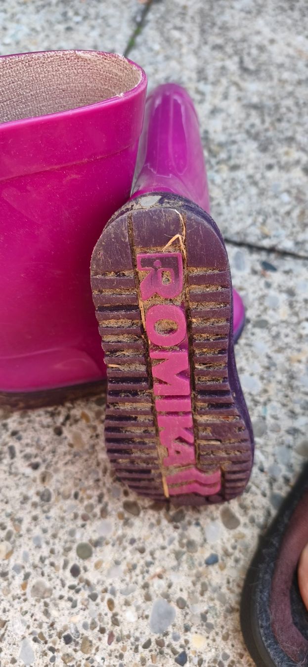 Schuhe für Mädchen: Stiefel Mädchen – Gebraucht aus Winterthur von OldShatterhand1. 1