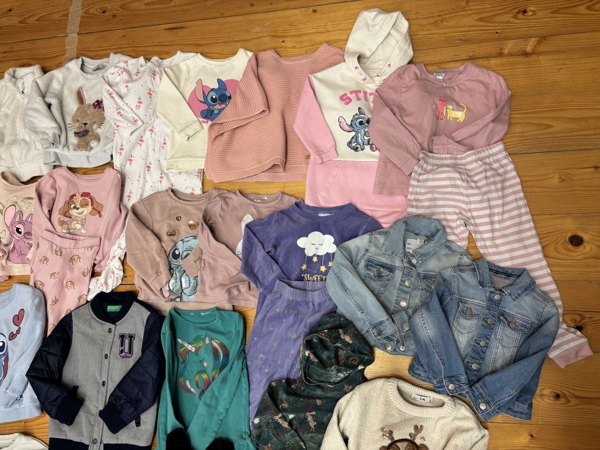 Lotti & Set di vestiti: Kleiderpaket Mädels, Grösse 98/104 – Usato da Büren an der Aare venduto da Nikito2001 2