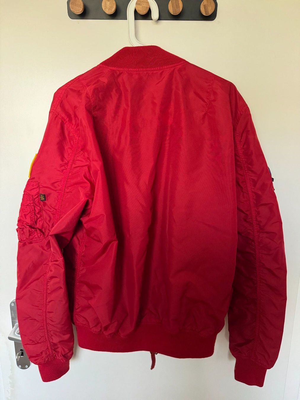 Alpha Industries Giacche: Bomber NASA Alpha Industries – Usato da Mont-sur-Rolle venduto da ryn_2tlx 2