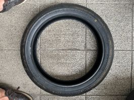 Slick Bridgestone Battlax V02 Medium Front 120 DOT 2023