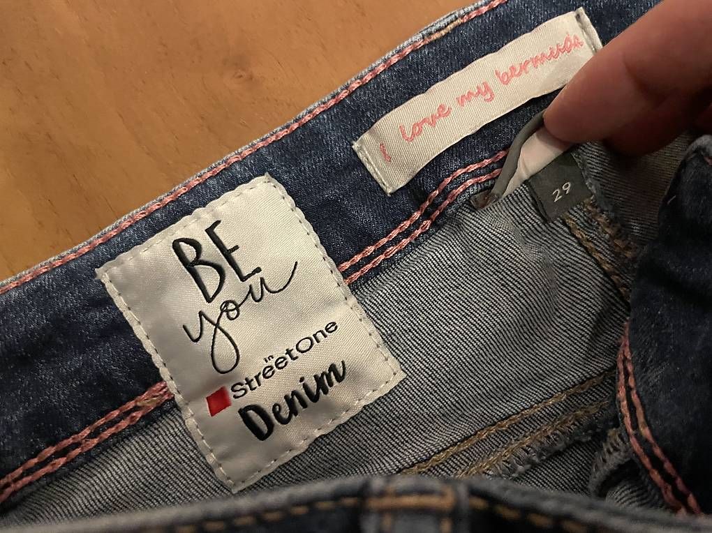 Jeans: Street One kurze Hose, Gr. 29 – Usato da Buchs SG venduto da eri_2tg8 2