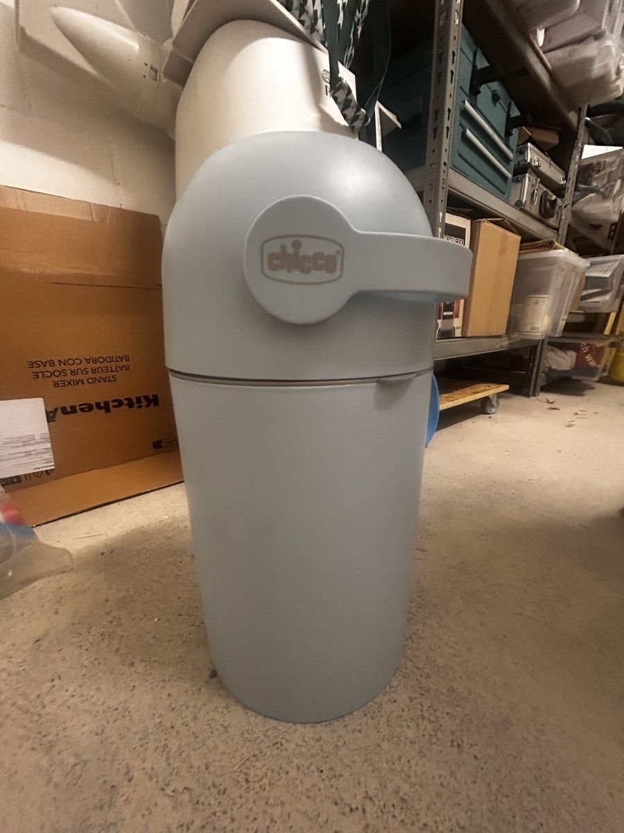 Chicco Poubelles: Chicco Windeleimer – D'occasion à Oberrohrdorf par Puenaldo