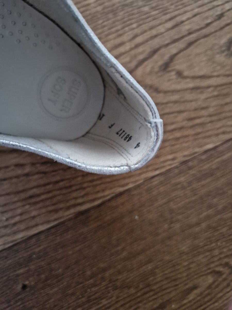 Paul Green Damenschuhe: Paul Green Sneaker Silber Grösse 37 – Gebraucht aus Wohlen AG von Coco_91 2