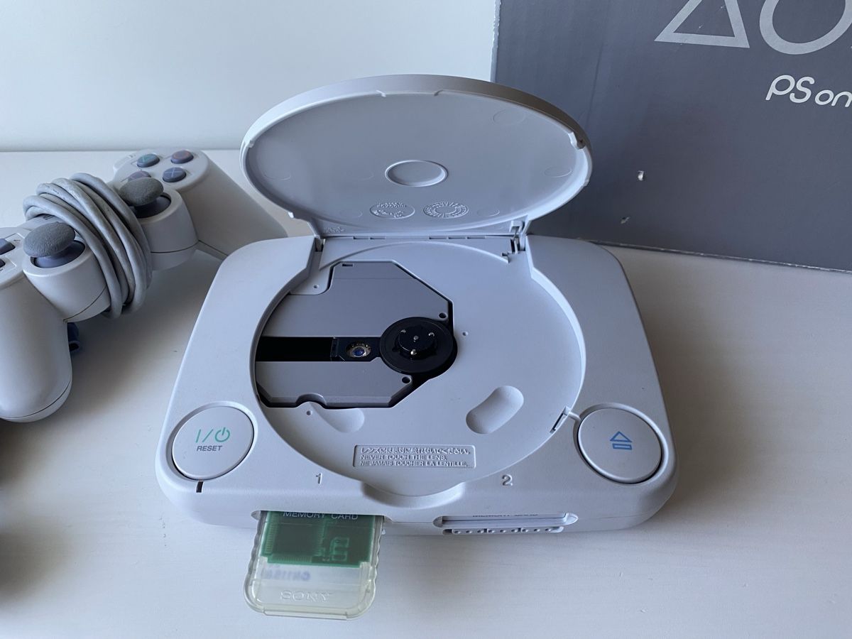 Sony Console: PS One mit OVP – Usato da gontenschwil venduto da JanKab311 1