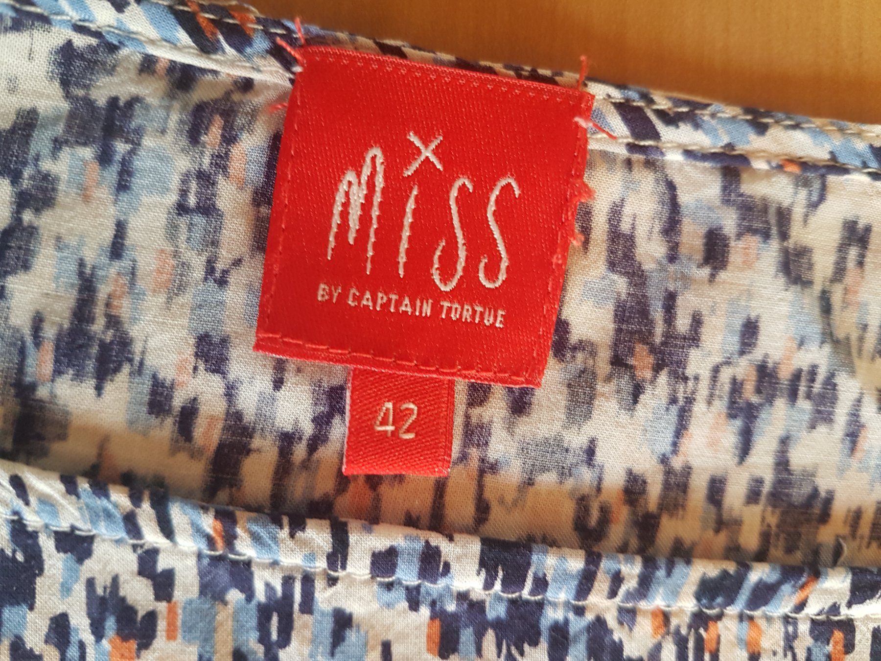 Tuniche: Tunique taille 42 marque Miss Captain – Usato da Villiers venduto da san_jn5w 4