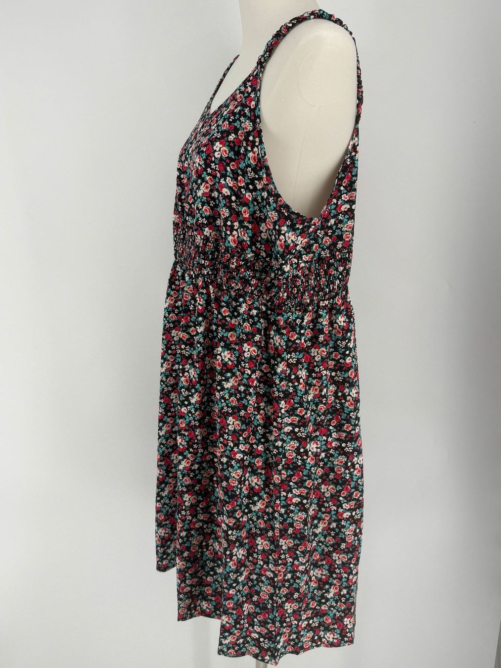 Vestiti: Kleid Gr. XXL mit Blumenmuster – Nuovo (secondo la descrizione) da Auenstein venduto da moin. 1