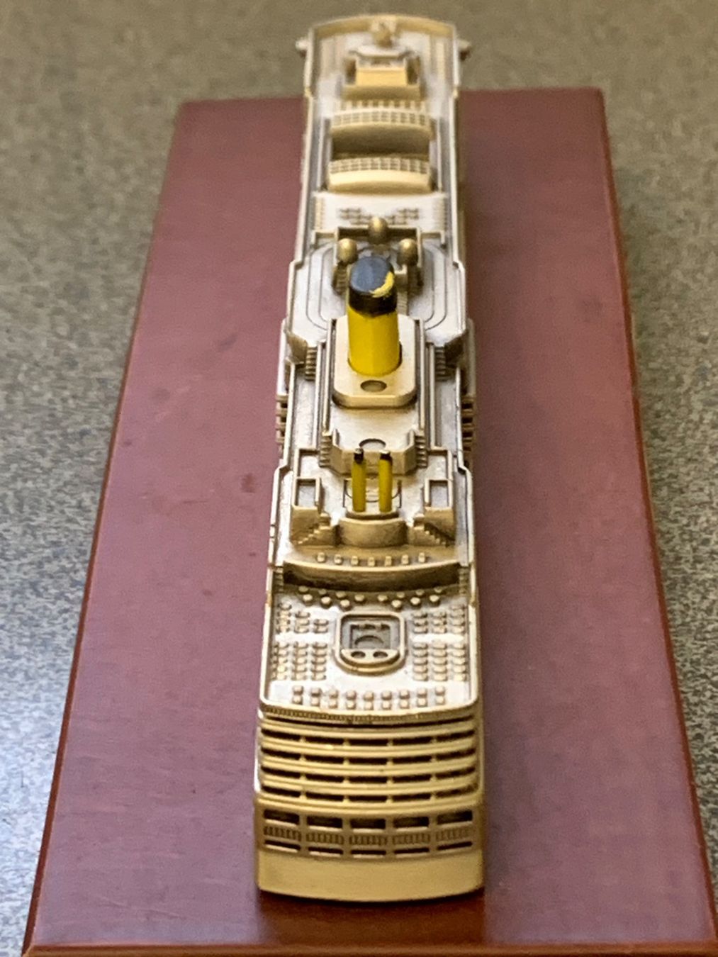 Modellbausätze & Standmodelle: Schiff - Modell „COSTA LUMINOSA“ – Gebraucht aus Wangen b. Olten von Finolino28 5
