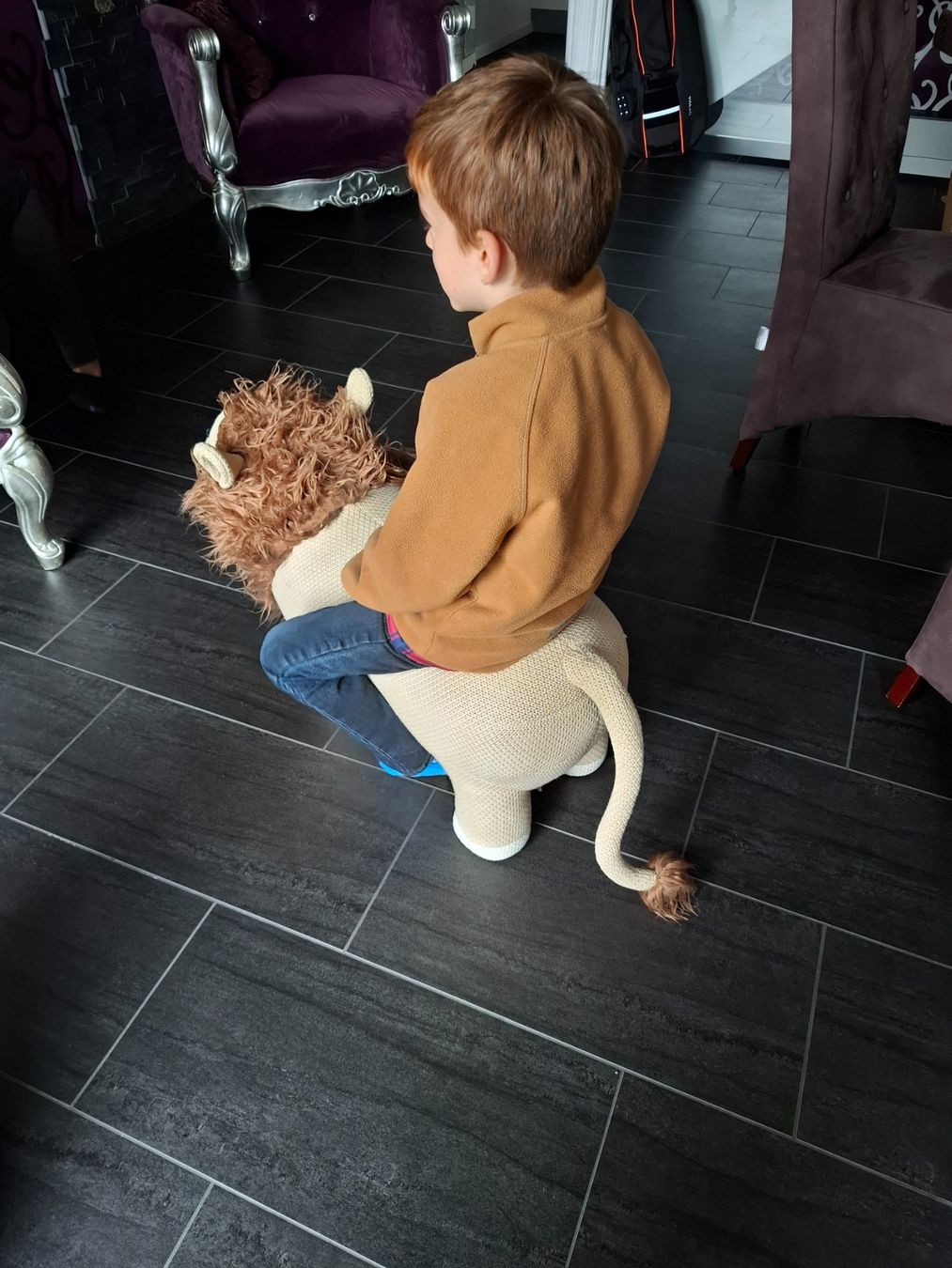 Chaises: Kinder Hocker / kinderstuhl – D'occasion à Brunnen par PatrickAndrea 3