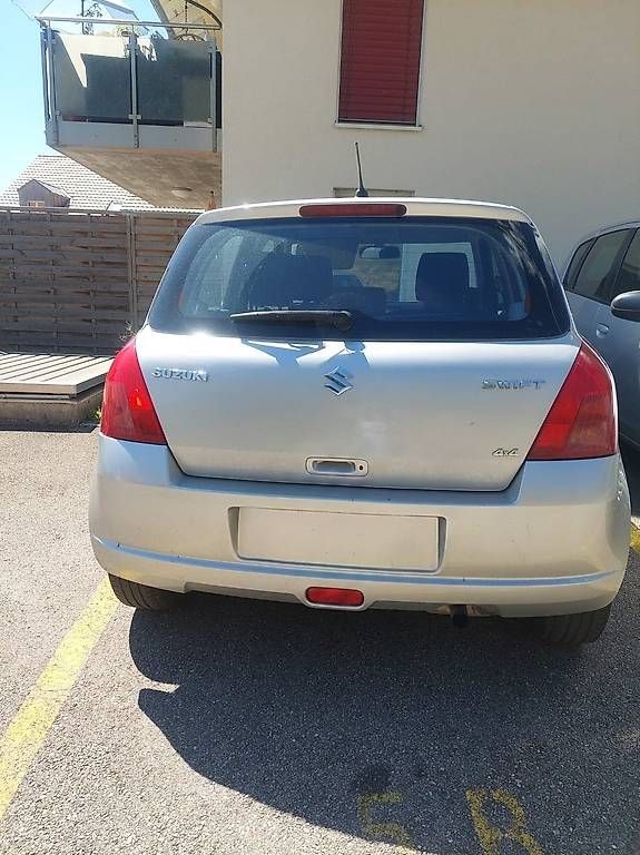 Automobili: Suzuki Swift  – Usato da Montricher venduto da schopfy98 1