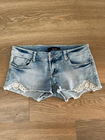 4332CV – Short Tally weijl – M