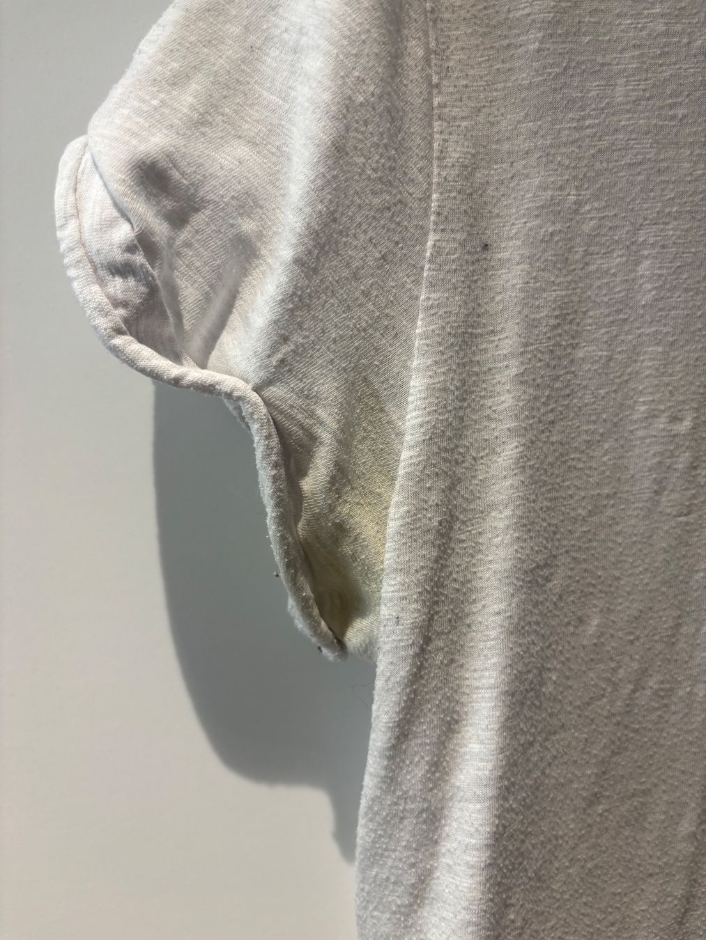 Superdry T-shirt: Superdry TShirt, weiss, Gr. M, ab CHF 1.00 – Usato da Basel venduto da MaOb4052 2