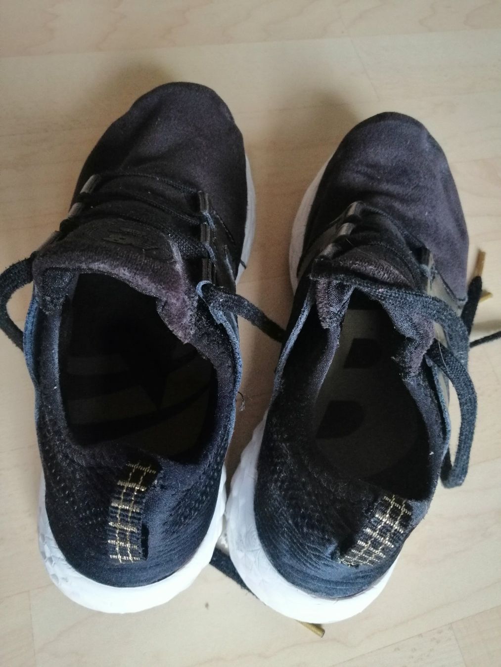 New Balance Scarpe da uomo: Schuhe New Balance gr. 39 – Usato da Schötz venduto da pemali 2