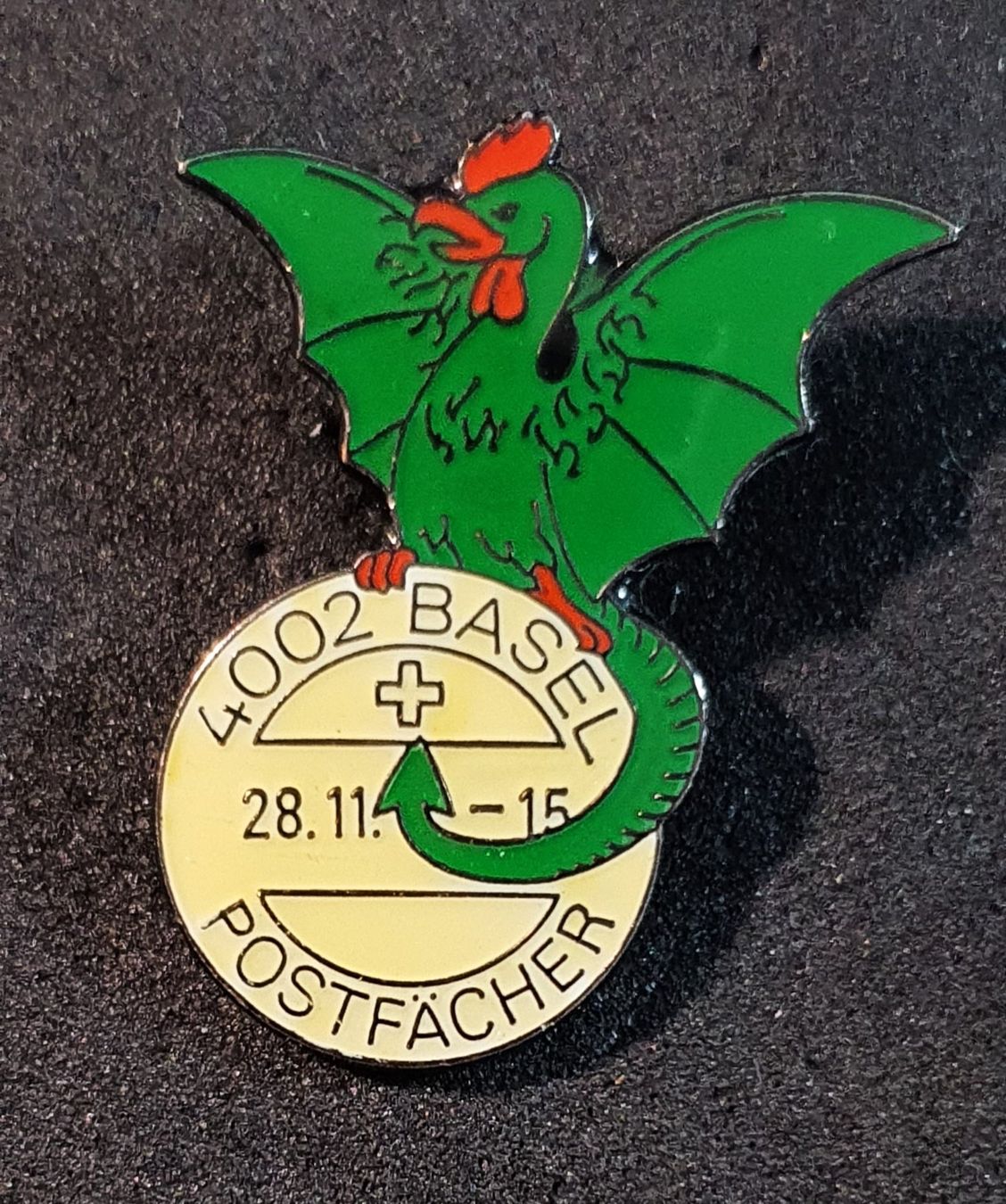 Placchette & Badge: CC708 - Pin PTT 4002 BASEL Basilisk Postfächer – Usato da Reinach BL venduto da Boston-Verkauf