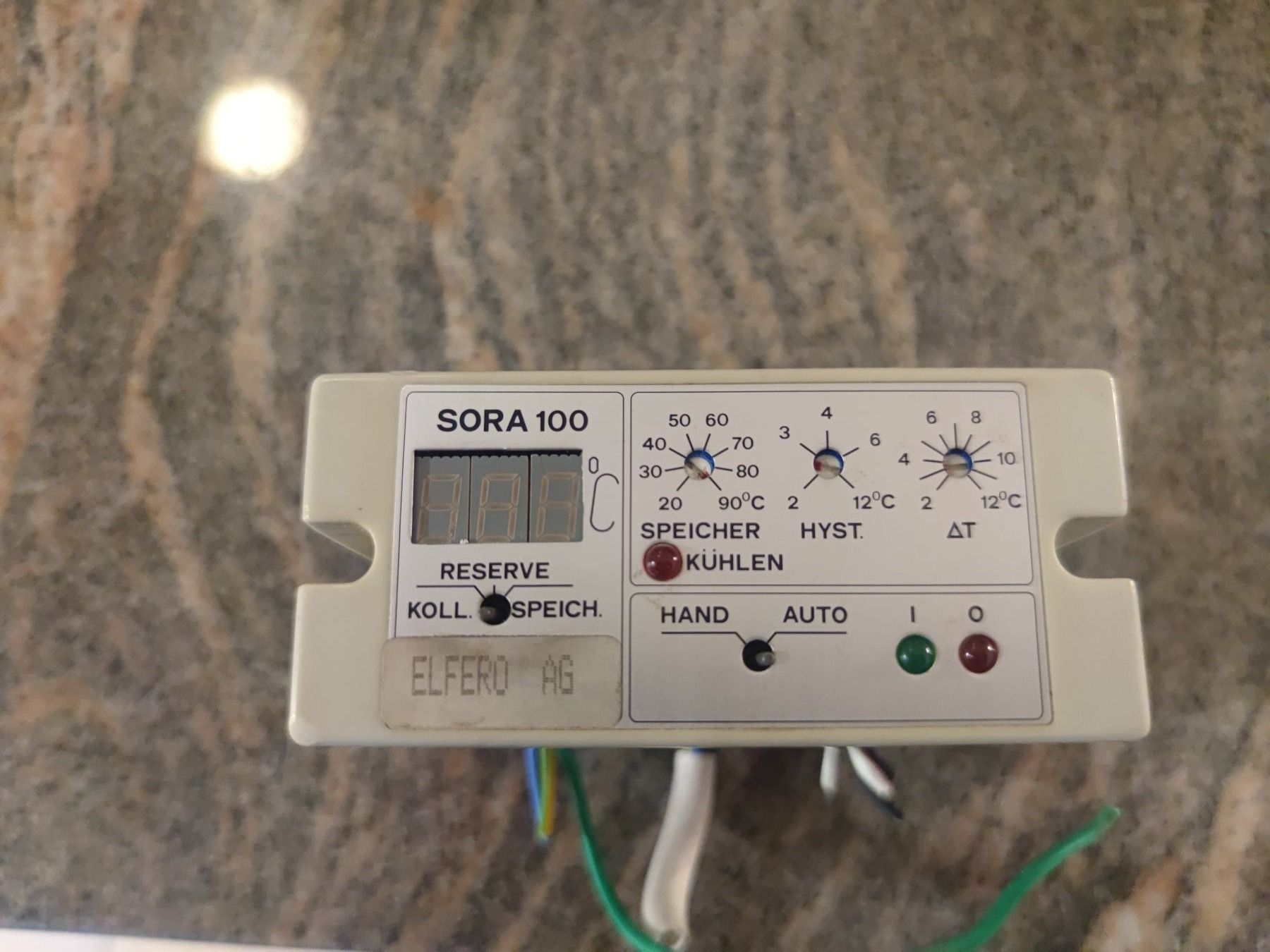 Heizgeräte: Elfero Solar Regler Sora 100 – Gebraucht aus Horn von Detroit18
