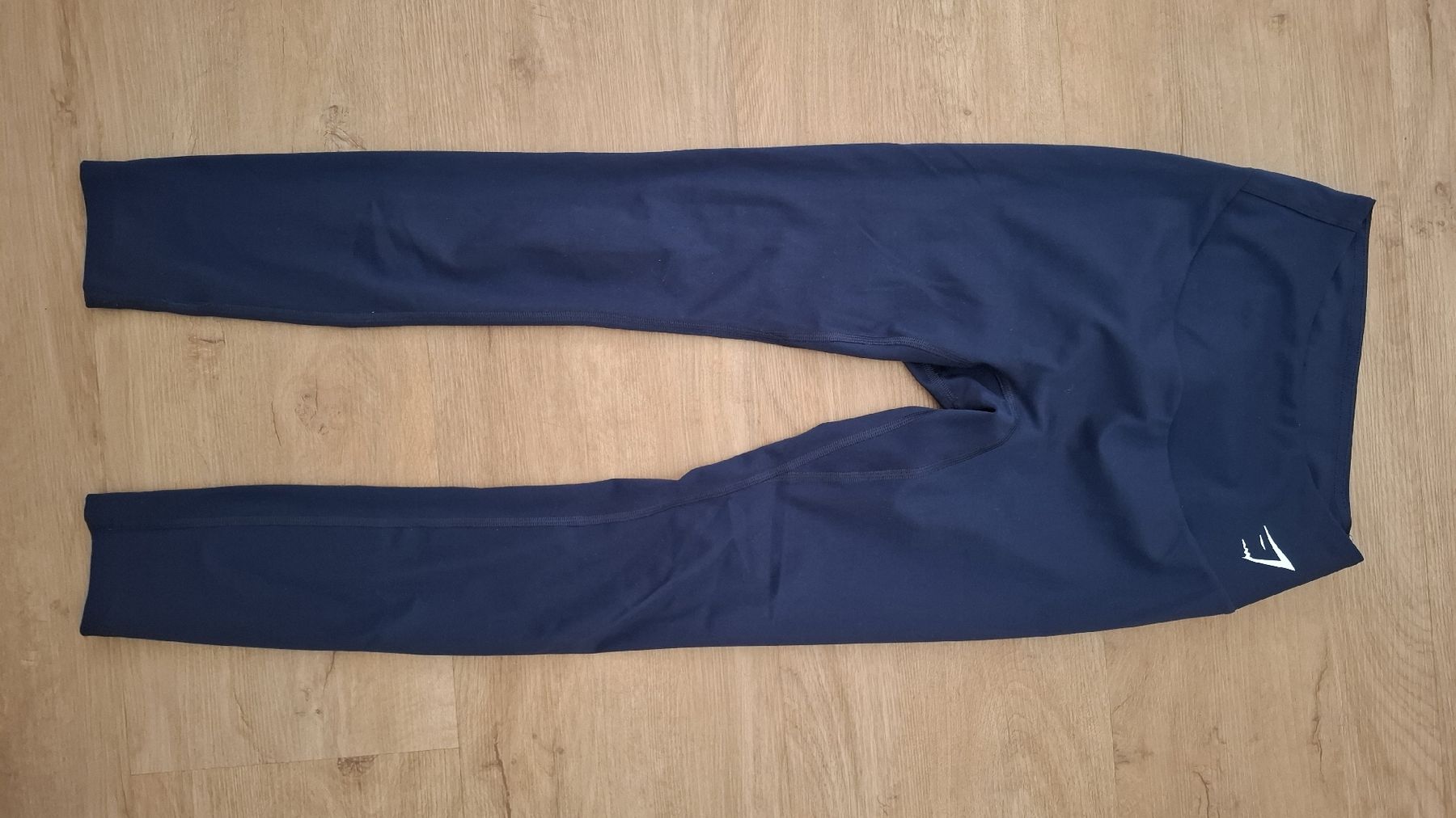 Gymshark Leggings: Gymshark leggings navy blue size S – Gebraucht aus Hausen am Albis von ann_2kkx