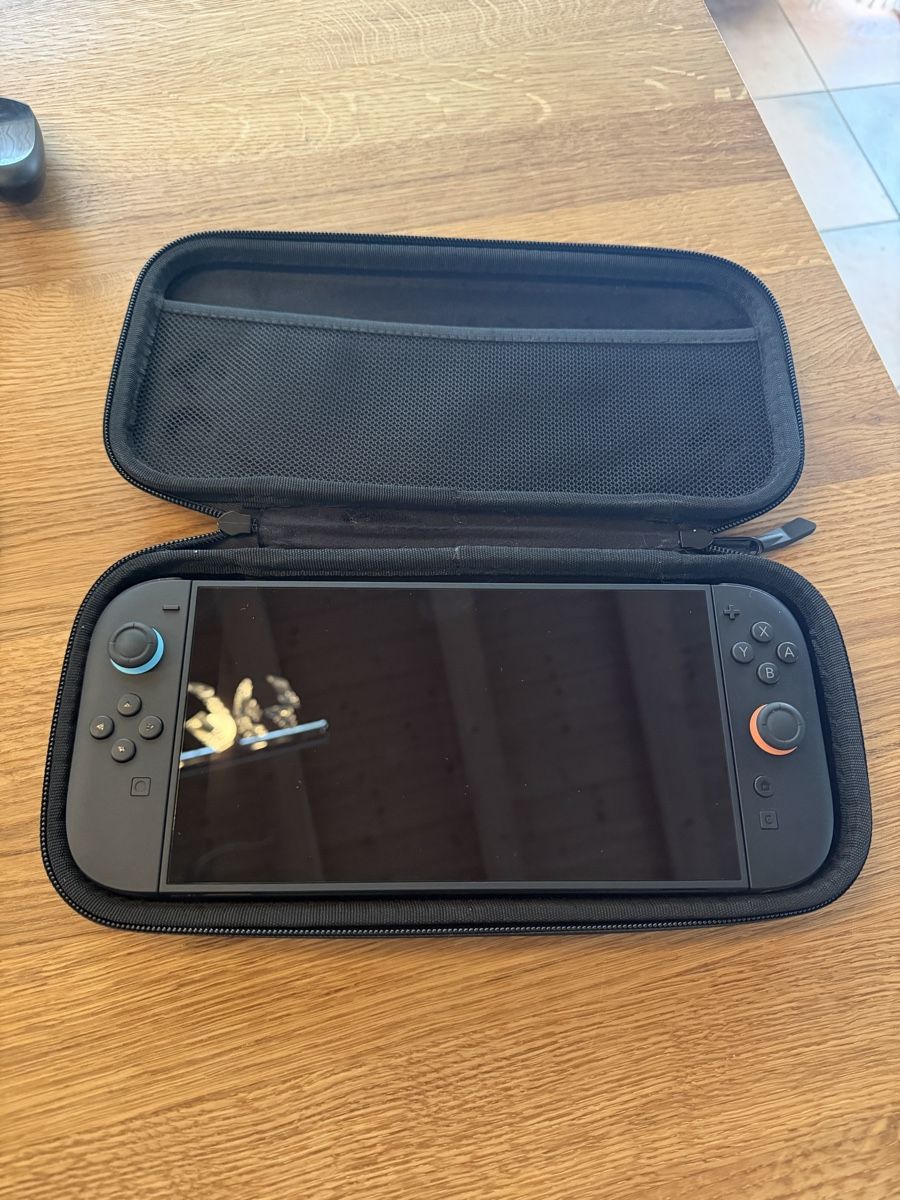 Nintendo Console: Nintendo Switch 2, wie neu – Nuovo (secondo la descrizione) da Intschi venduto da sam_t5kc 5