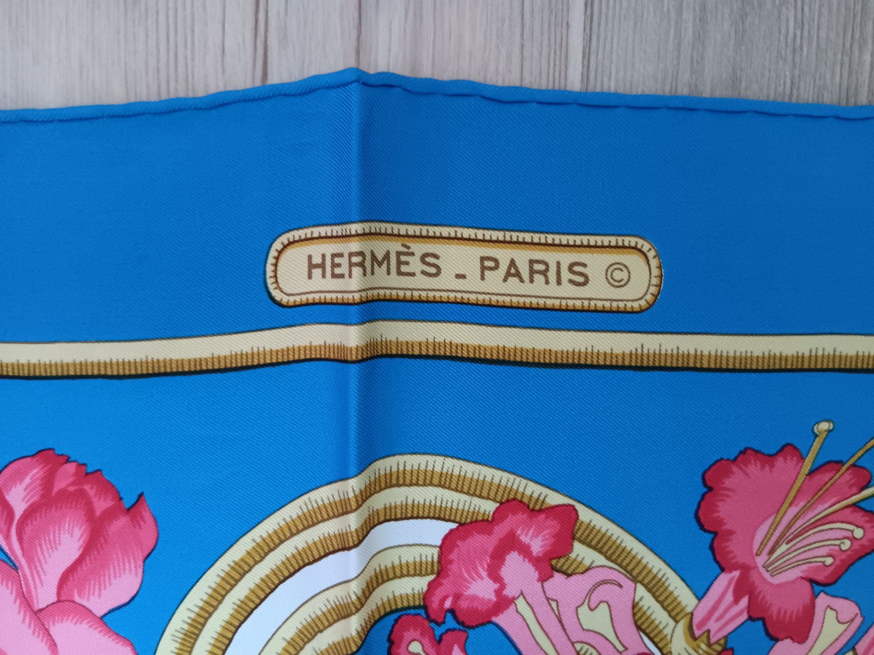 Hermès Foulards, Tücher & Schals: HERMES "CARAÏBES" CARRE 90 CM – Gebraucht aus Cossonay-Ville von Les_1001_perles 2